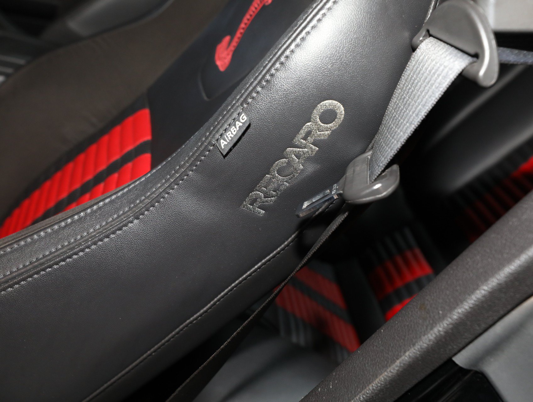 Used 2013 Ford Mustang Shelby GT500 RWD image 53