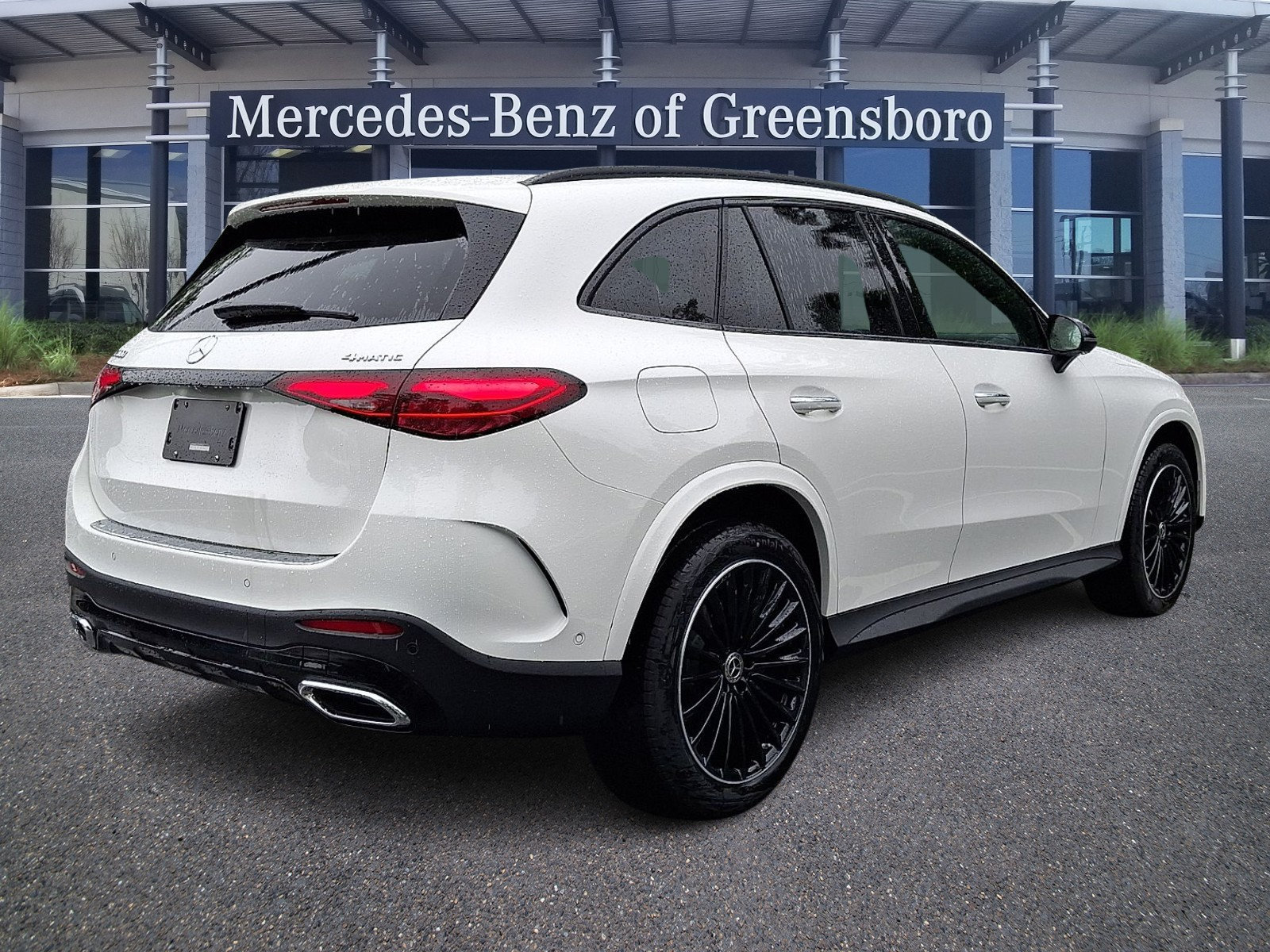 New 2026 Mercedes-Benz GLC 300 4MATIC image 4