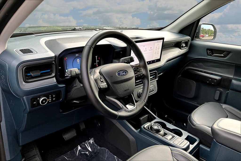 Certified 2025 Ford Maverick Lobo AWD/4WD image 19