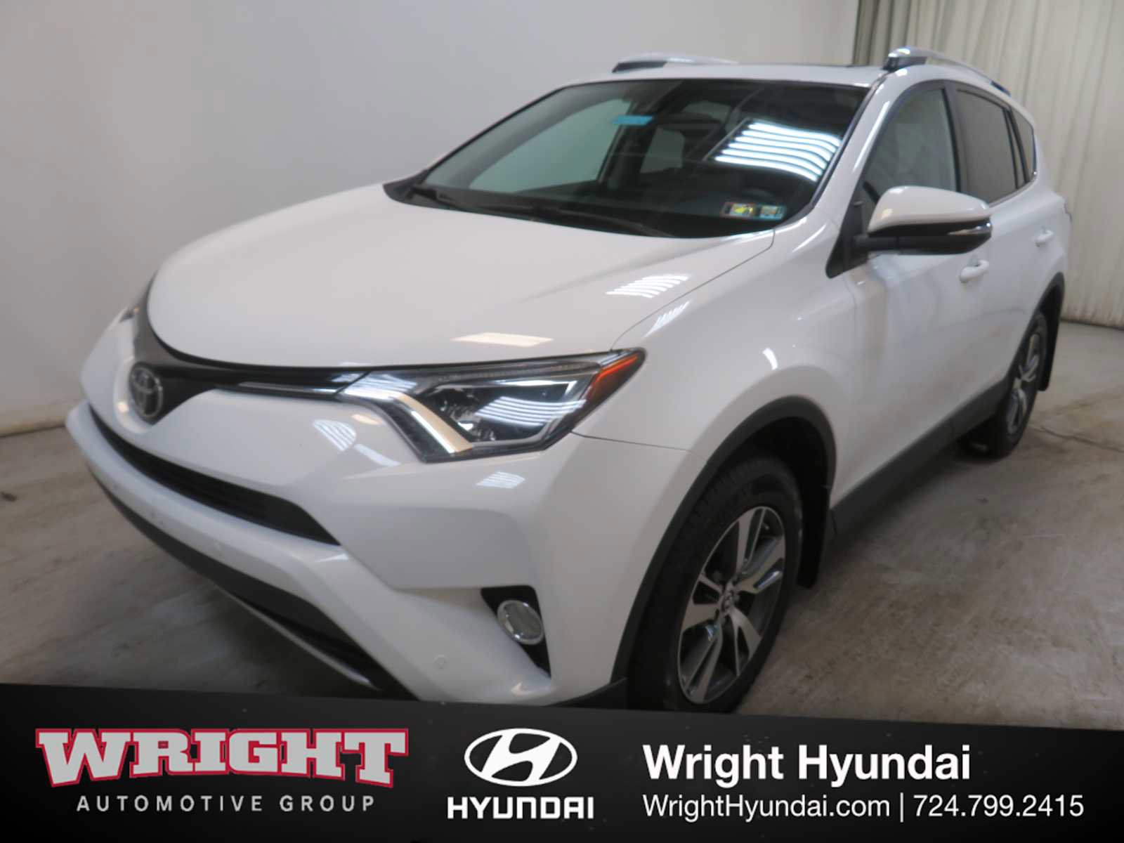 Used 2016 Toyota RAV4 XLE w/ Convenience Package image 3