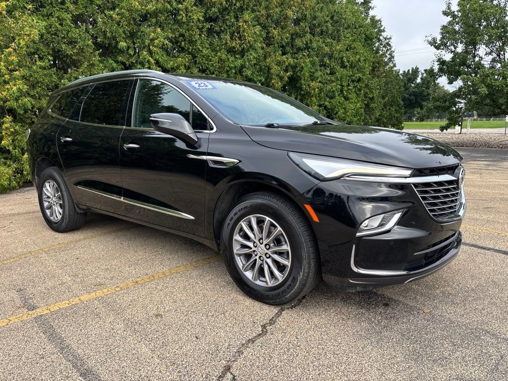 Used 2023 Buick Enclave Essence