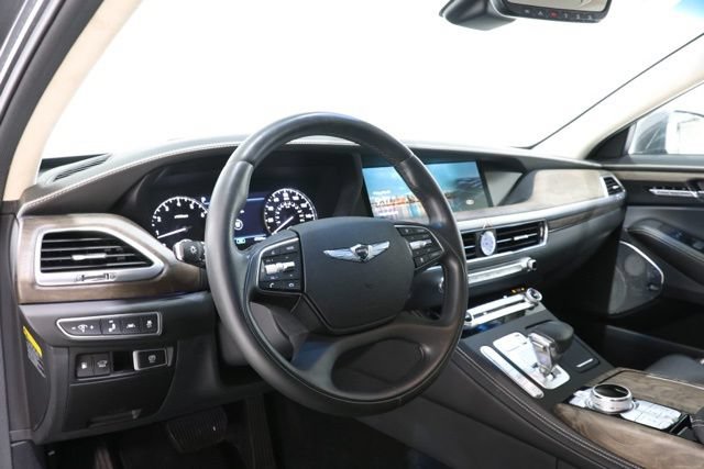Used 2021 Genesis G90 3.3T Premium RWD image 15