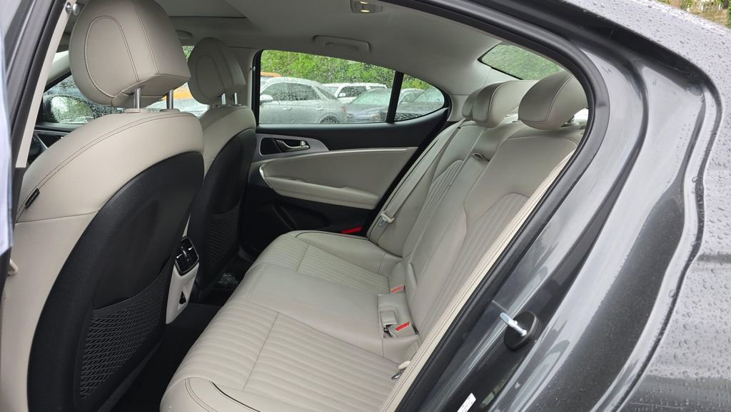 Used 2019 Genesis G70 2.0T Advanced w/ Elite Package image 16