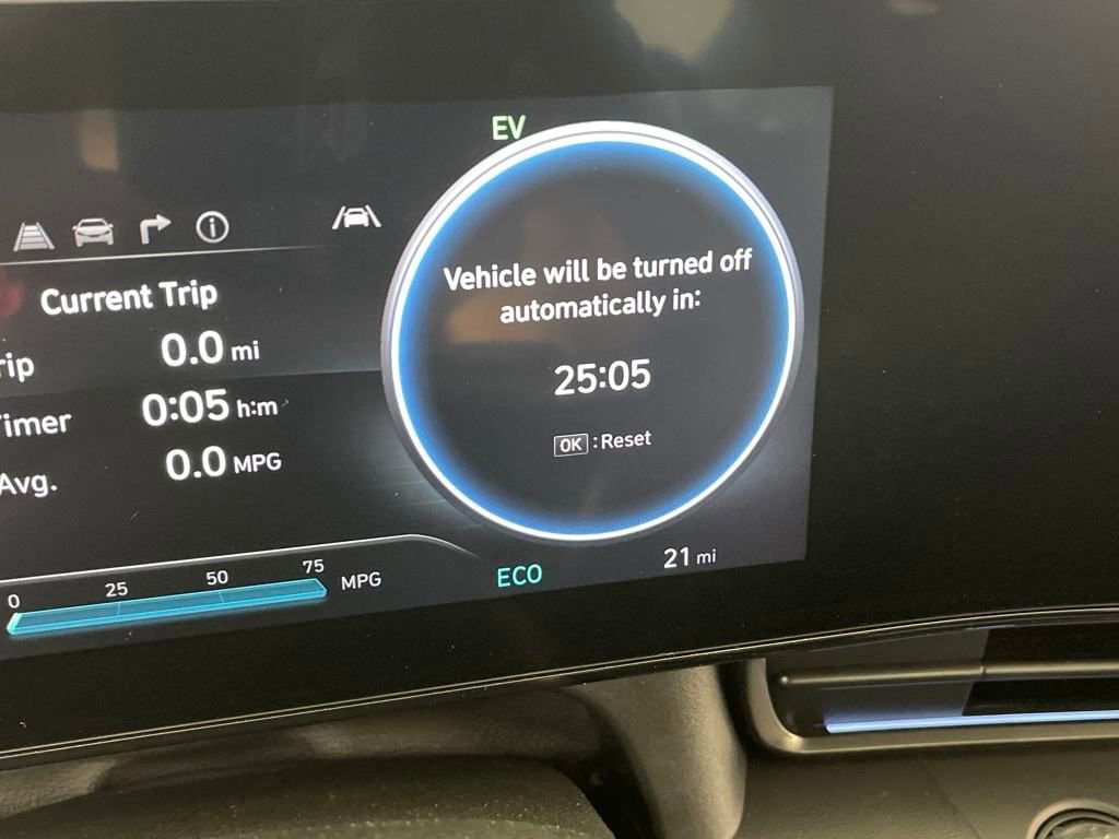 New 2025 Hyundai Elantra SEL image 21