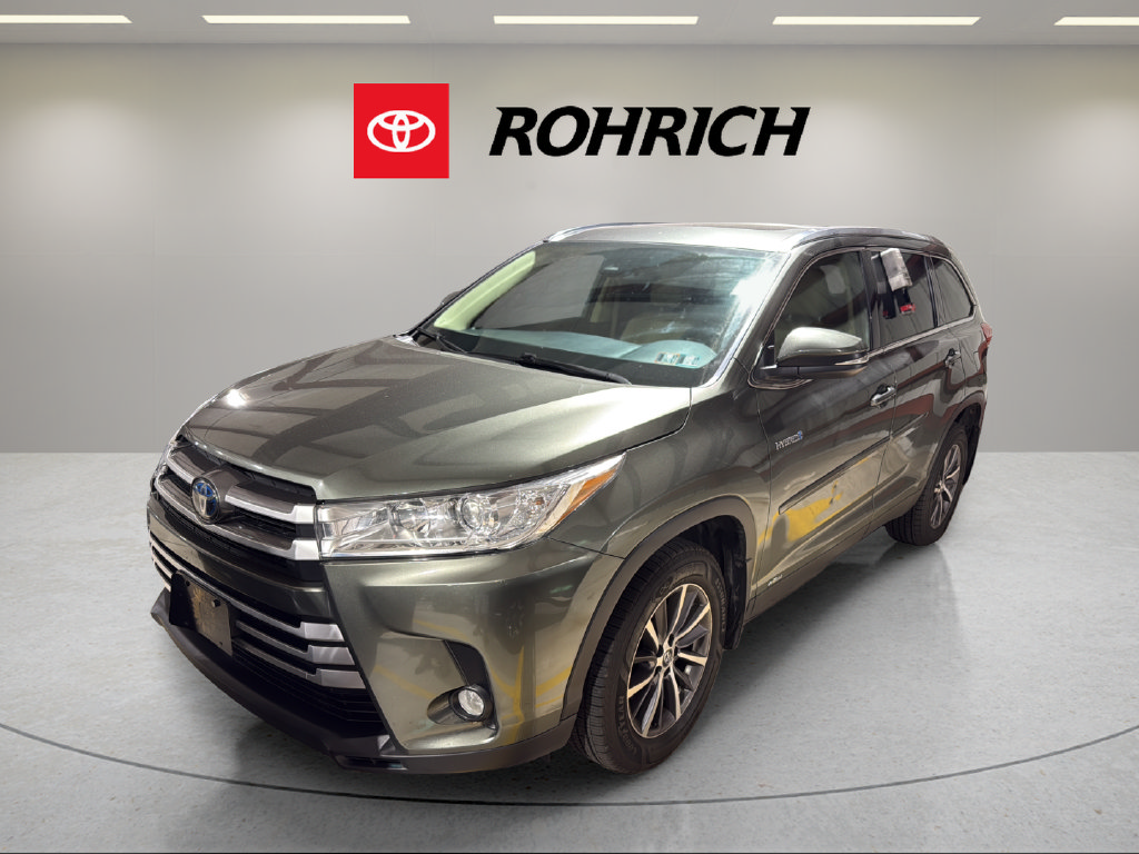Used 2019 Toyota Highlander XLE w/ Protection Package #3 AWD/4WD image 1