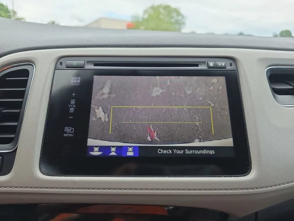 Used 2018 Honda HR-V EX image 30