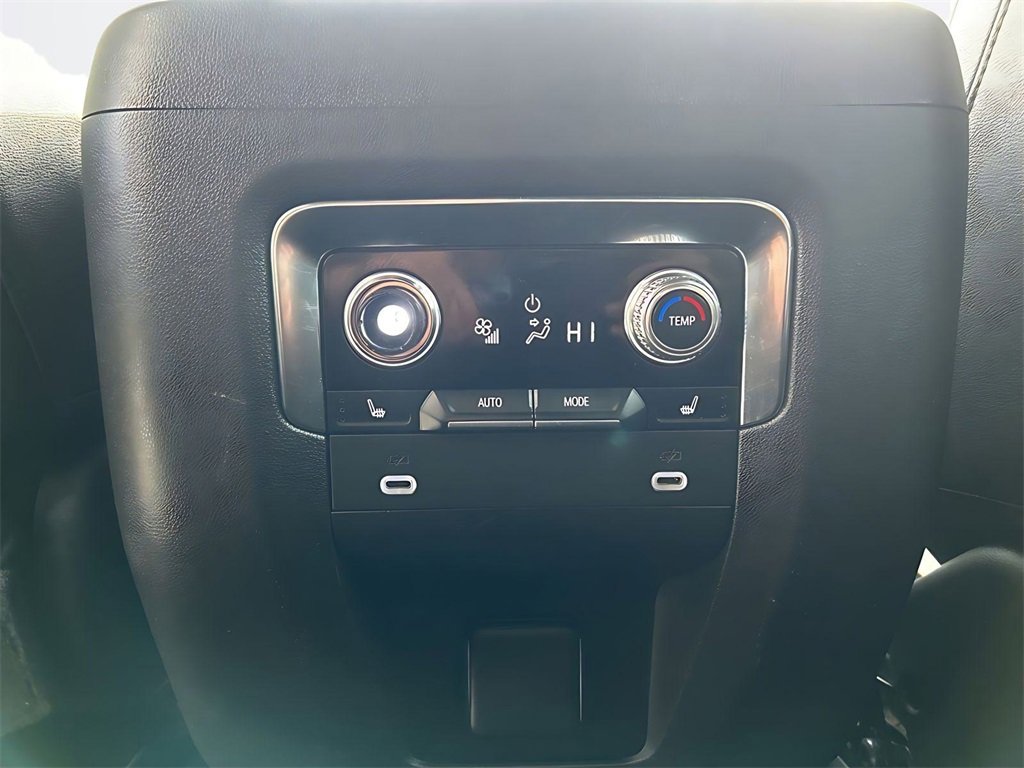 Used 2021 GMC Yukon AT4 image 20