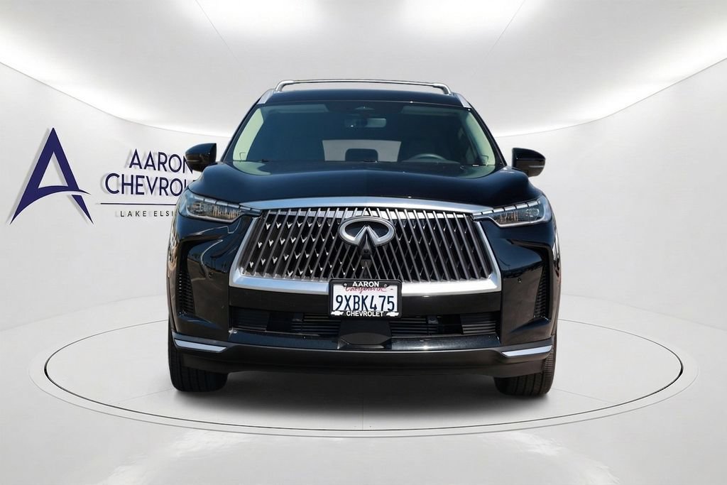 Used 2026 INFINITI QX60 Luxe w/ Cargo Package FWD image 2