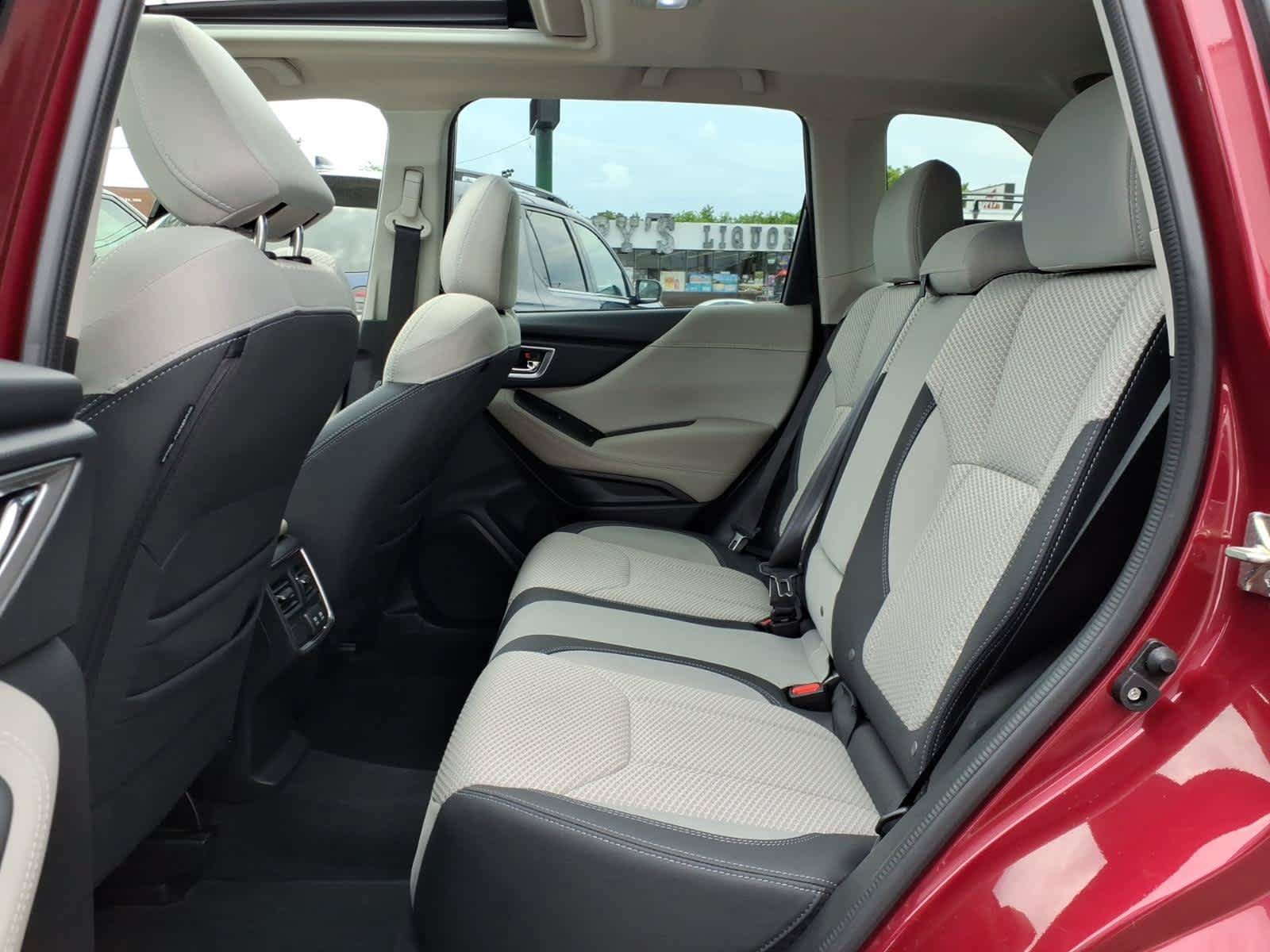 Used 2022 Subaru Forester Premium AWD/4WD image 13