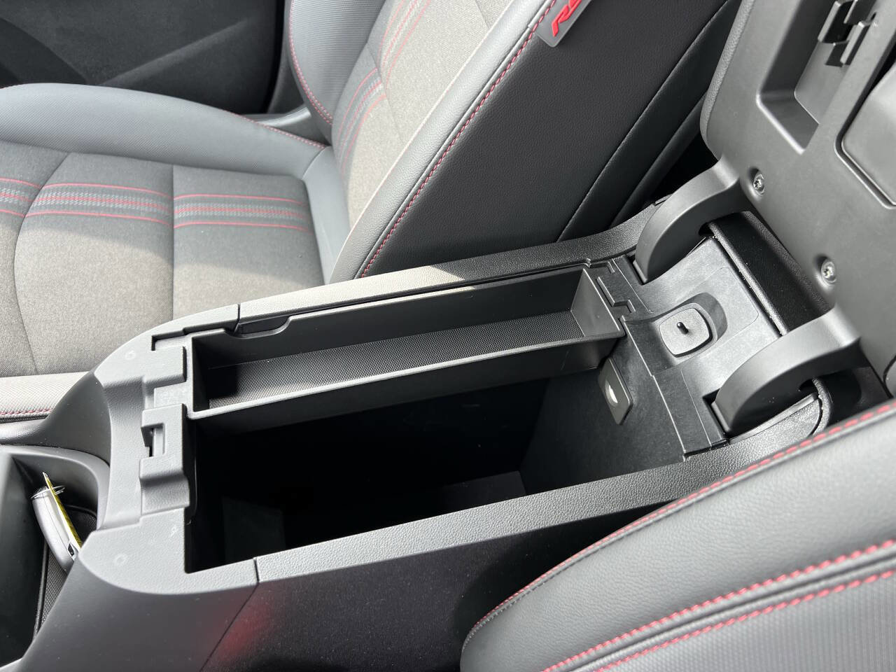 Used 2022 Chevrolet Equinox RS image 20