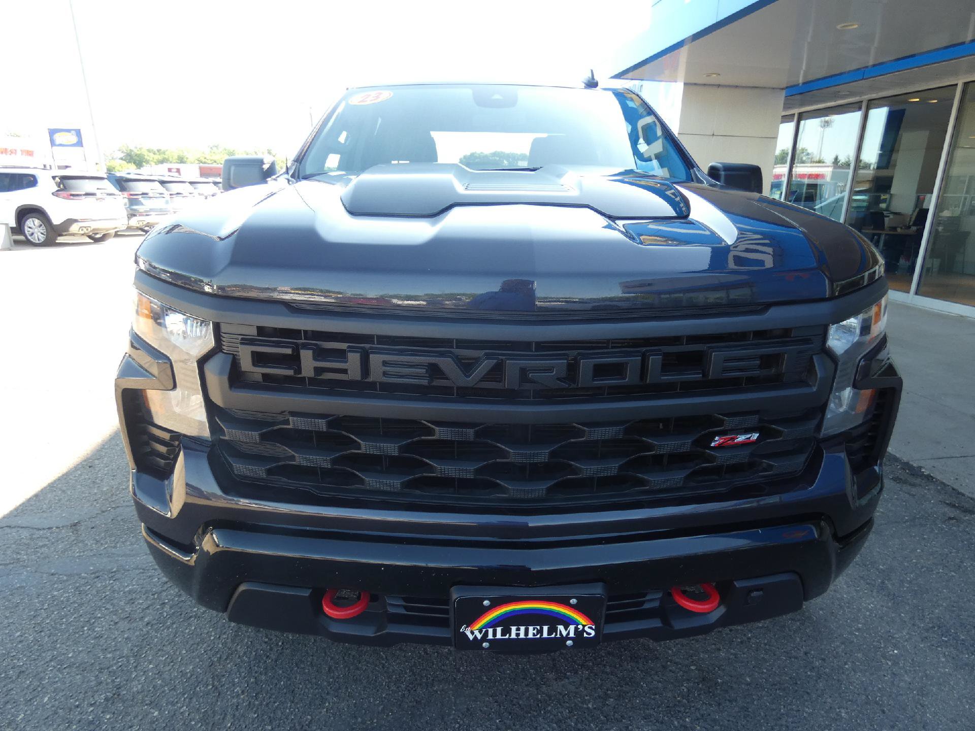 Used 2023 Chevrolet Silverado 1500 Custom Trail Boss AWD/4WD image 5