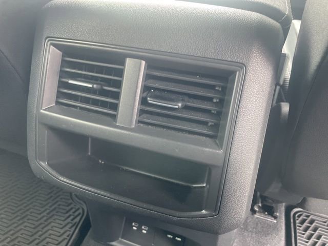 Used 2023 Volkswagen Atlas Cross Sport SEL R-Line image 22