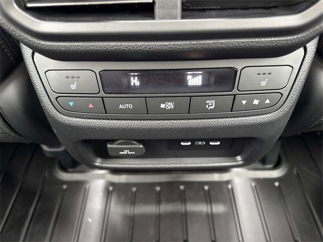 Used 2025 Honda Ridgeline Black Edition image 16