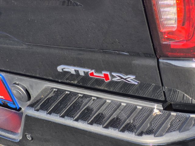 Used 2022 GMC Sierra 1500 AT4X image 8