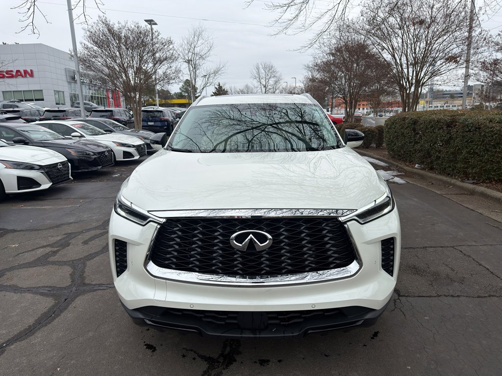 Used 2023 INFINITI QX60 Luxe w/ Cargo Package image 2