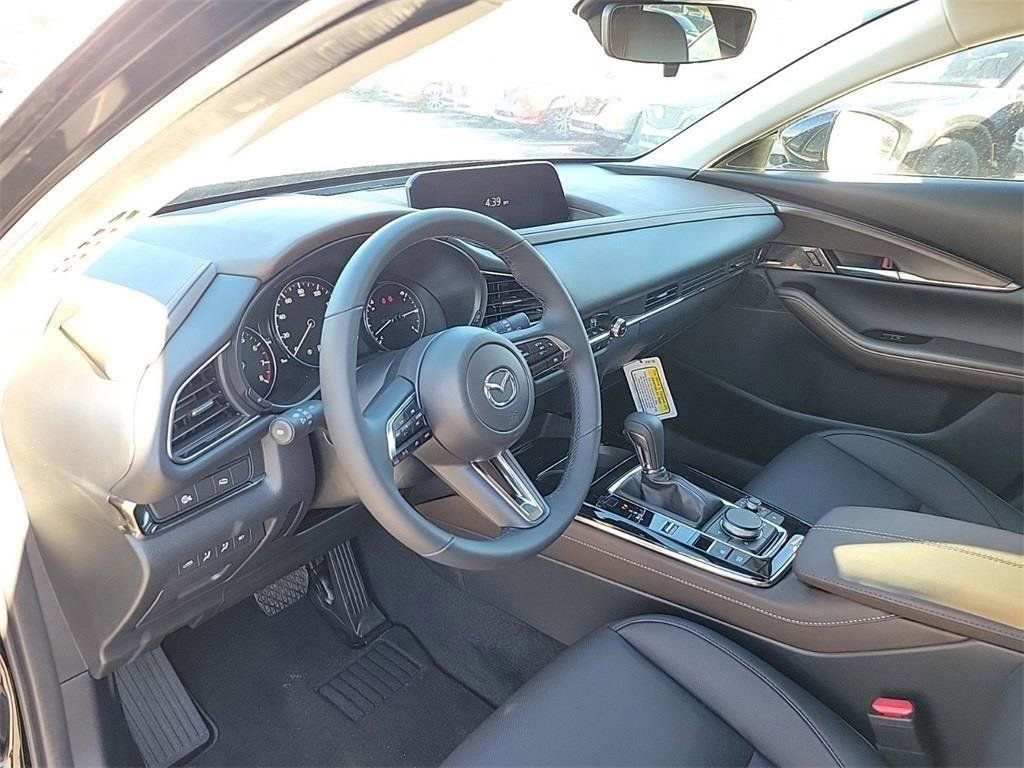 Certified 2025 MAZDA CX-30 AWD 2.5 S w/ Premium Package image 23