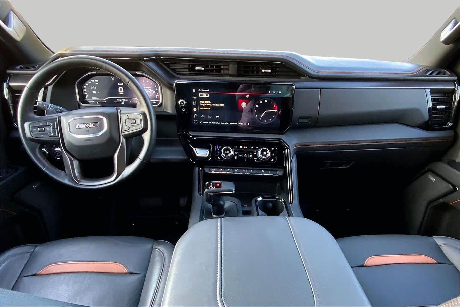 Used 2023 GMC Sierra 1500 AT4 w/ AT4 Preferred Package AWD/4WD image 15