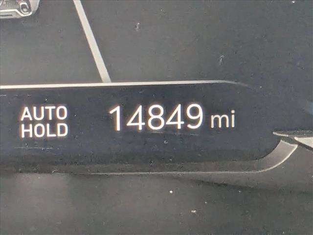 Used 2023 Genesis GV70 2.5T w/ Advanced Package image 11