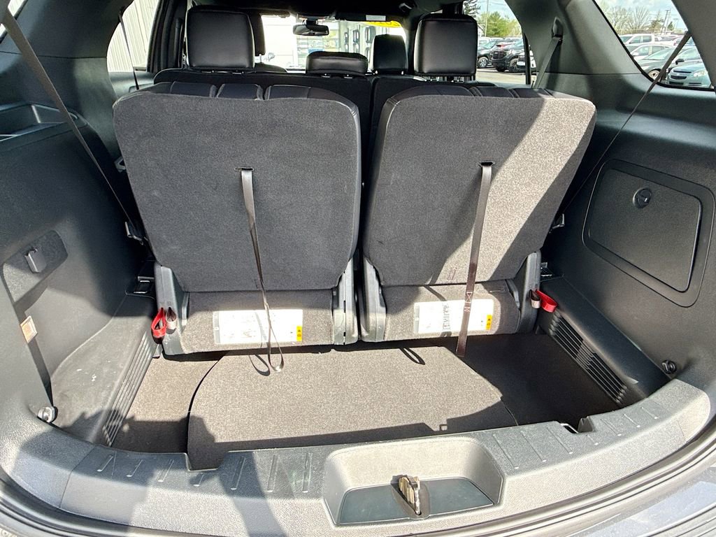 Used 2018 Ford Explorer XLT w/ Equipment Group 202A image 26