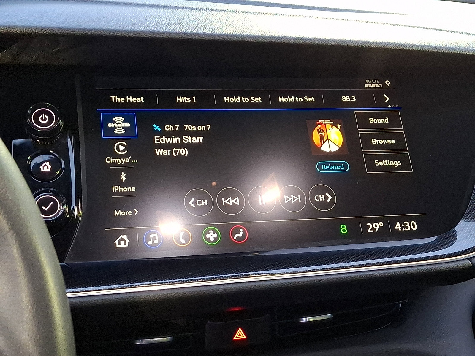 Certified 2023 Buick Envision Essence w/ Sport Touring Package image 17