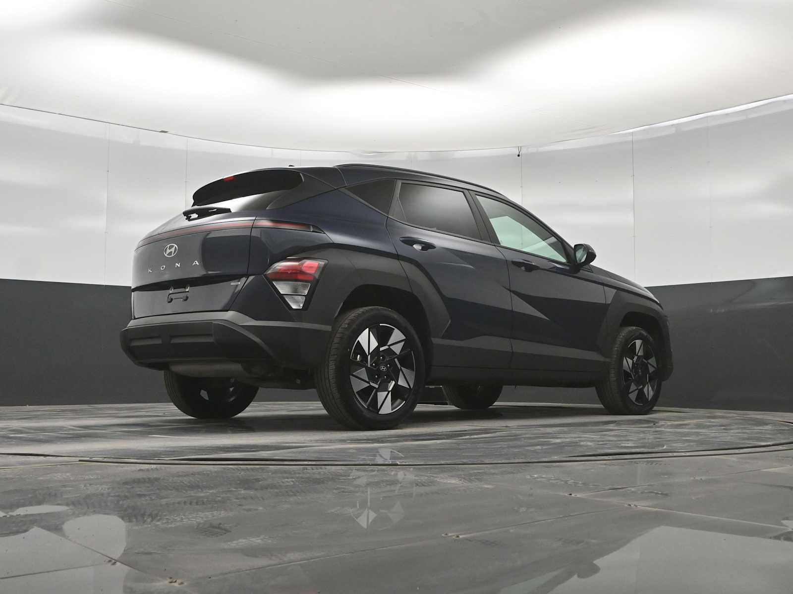 Used 2024 Hyundai Kona SEL AWD/4WD image 41