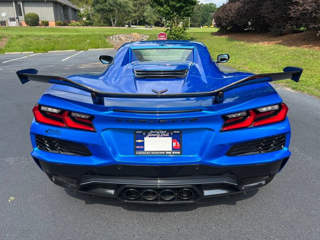 Used 2024 Chevrolet Corvette Z06 w/ Z07 Performance Package RWD image 24