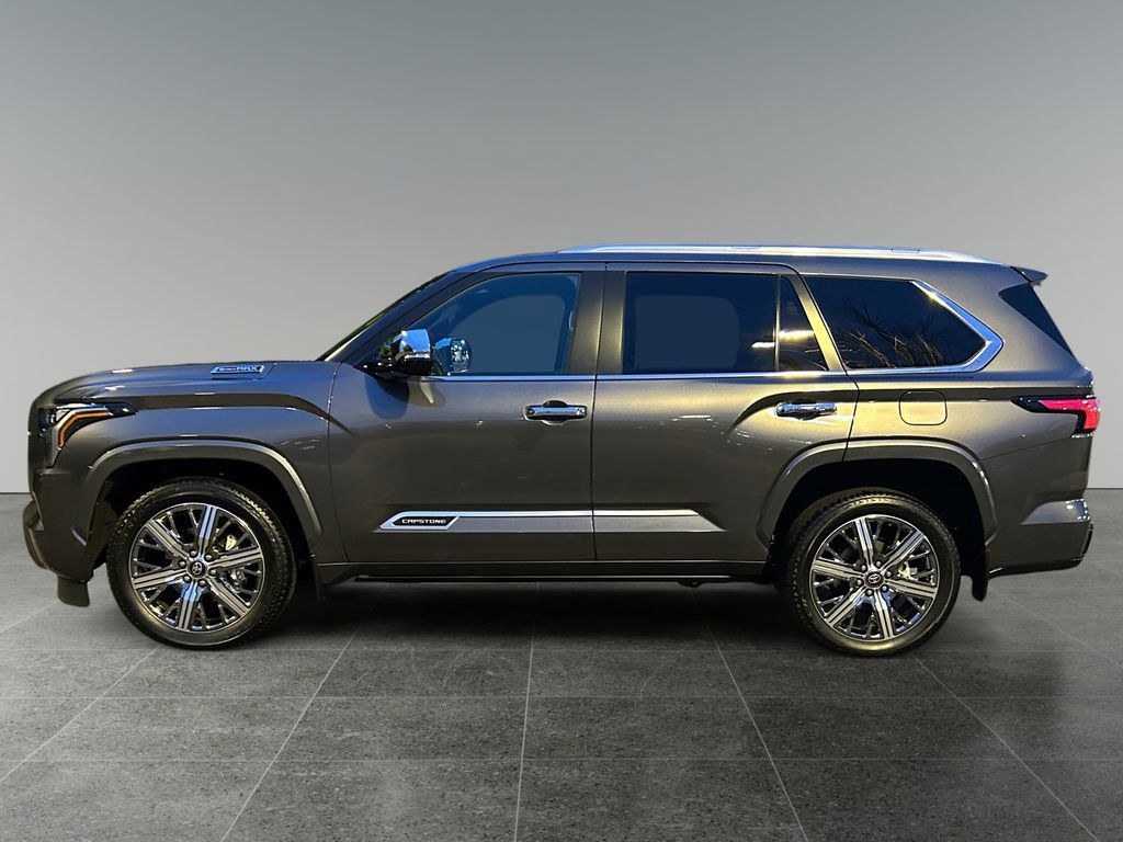 Used 2025 Toyota Sequoia 4WD image 5