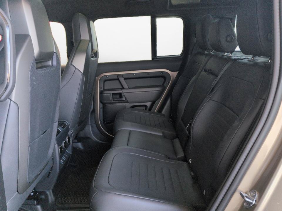 New 2026 Land Rover Defender 110 AWD/4WD image 12