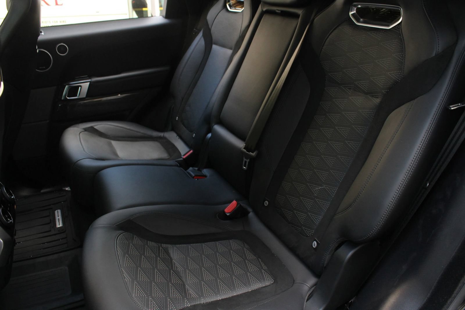Used 2019 Land Rover Range Rover Sport SVR AWD/4WD image 20