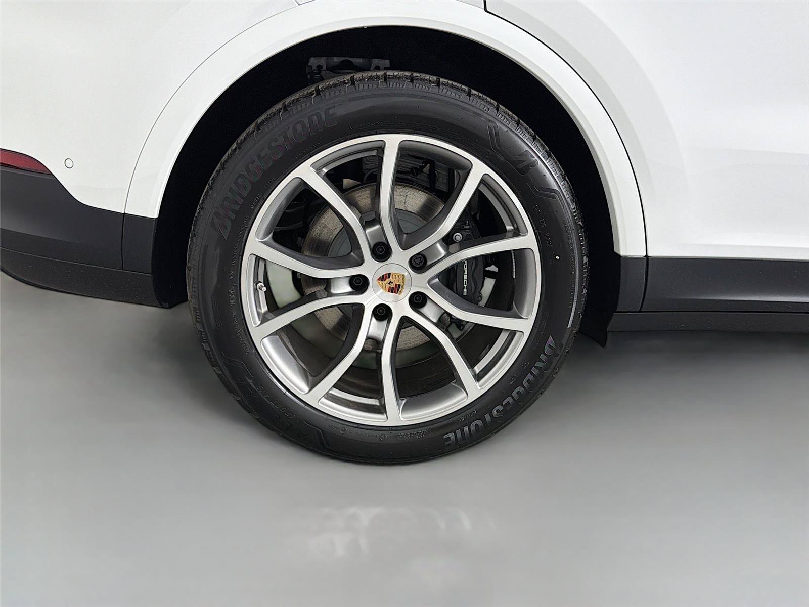 Certified 2026 Porsche Cayenne AWD/4WD image 13
