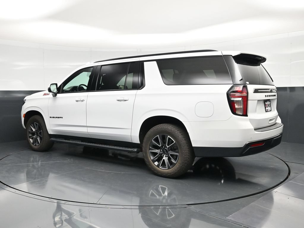 Used 2021 Chevrolet Suburban Z71 w/ Z71 Signature Package AWD/4WD image 10