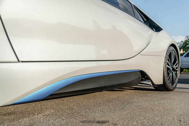Used 2016 BMW i8 image 63