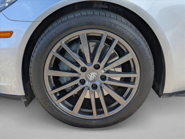Used 2017 Porsche Panamera 4S image 26
