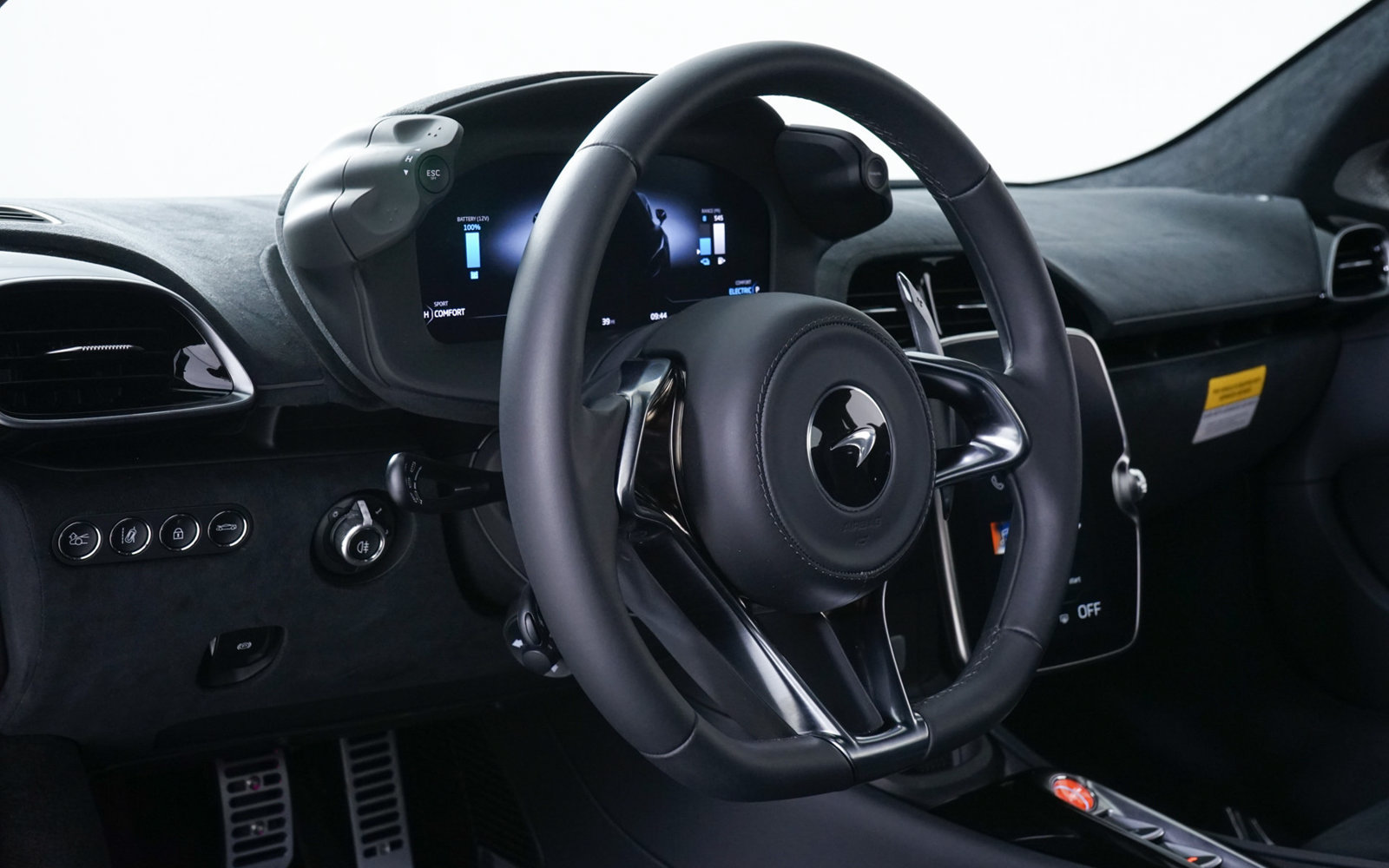 New 2027 McLaren Artura RWD image 4
