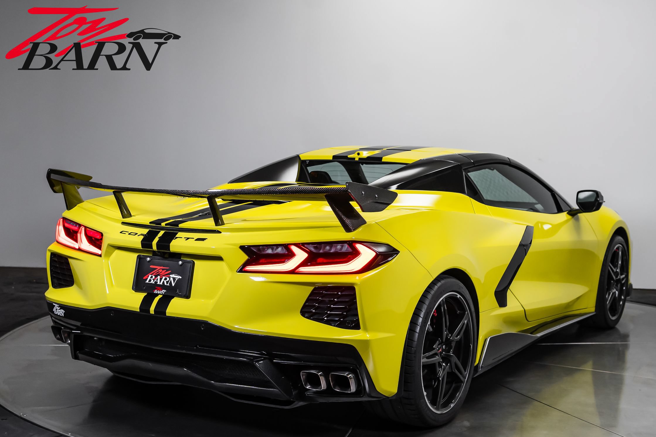 Used 2021 Chevrolet Corvette Stingray Premium Conv w/ Z51 Performance Package RWD image 13