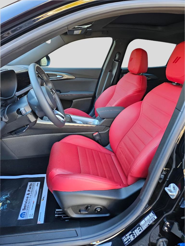 New 2023 Dodge Hornet GT Plus w/ Tech Pack Plus w/o Parking image 16