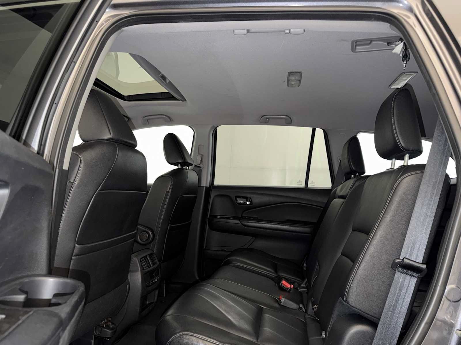 Used 2017 Honda Pilot EX-L image 21