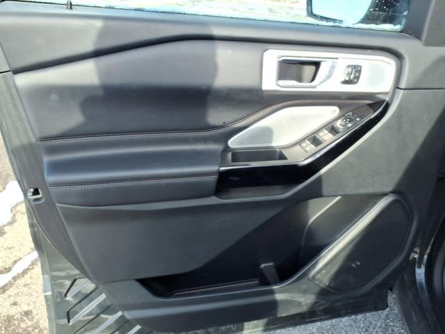 Certified 2023 Ford Explorer Platinum w/ Technology Package image 14