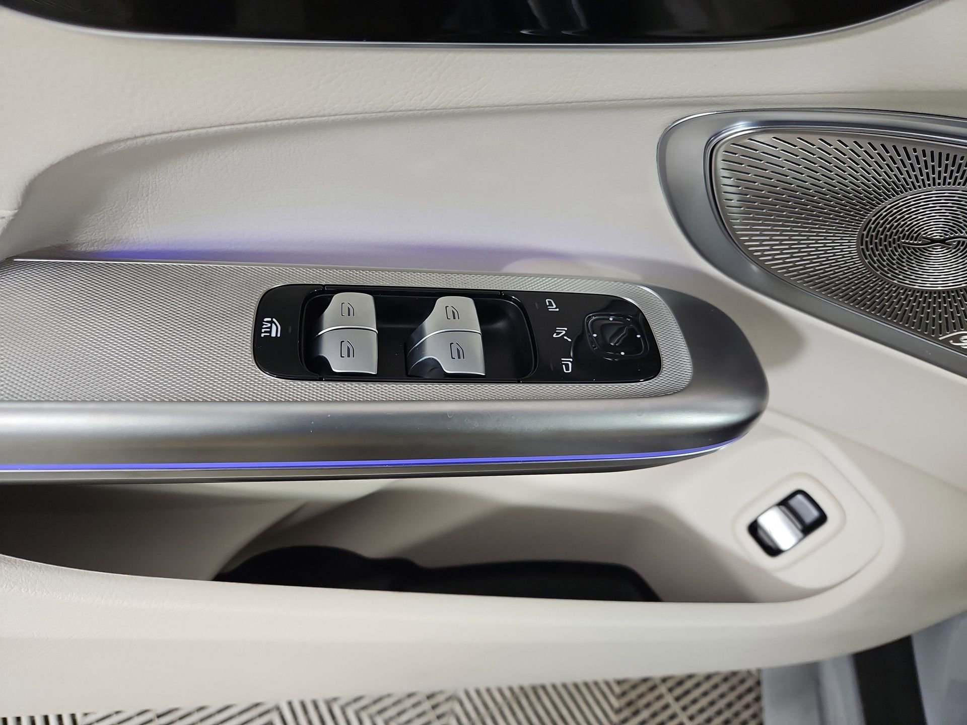 Used 2026 Mercedes-Benz CLE 300 4MATIC Cabriolet image 22