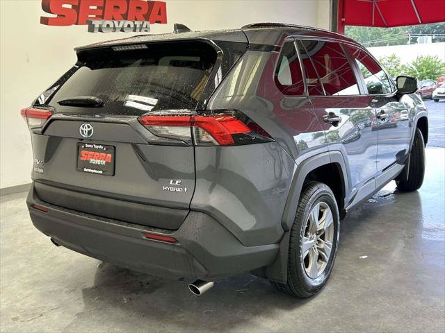 Certified 2024 Toyota RAV4 LE AWD/4WD image 3