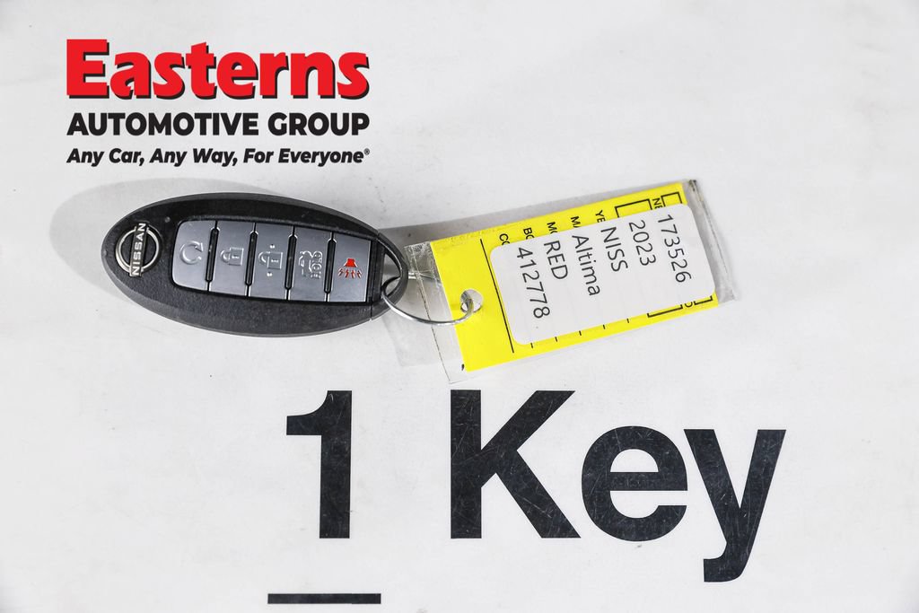Used 2023 Nissan Altima 2.5 SV w/ SV Premium Package FWD image 28