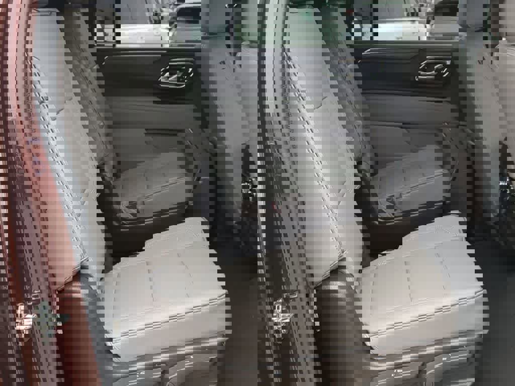 Used 2023 GMC Yukon XL SLT w/ SLT Luxury Package image 19