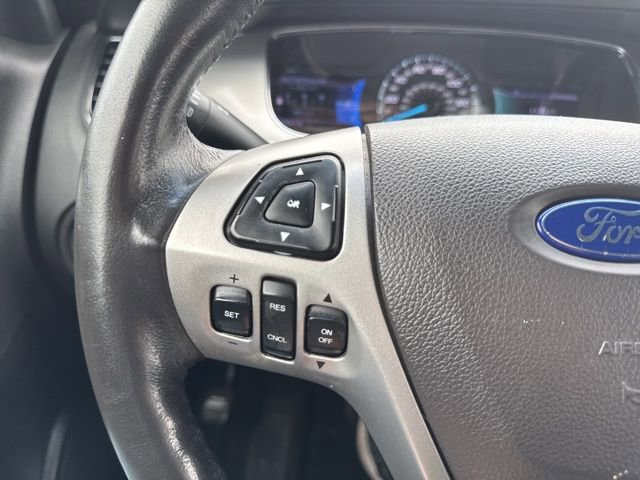 Used 2013 Ford Taurus SEL image 22