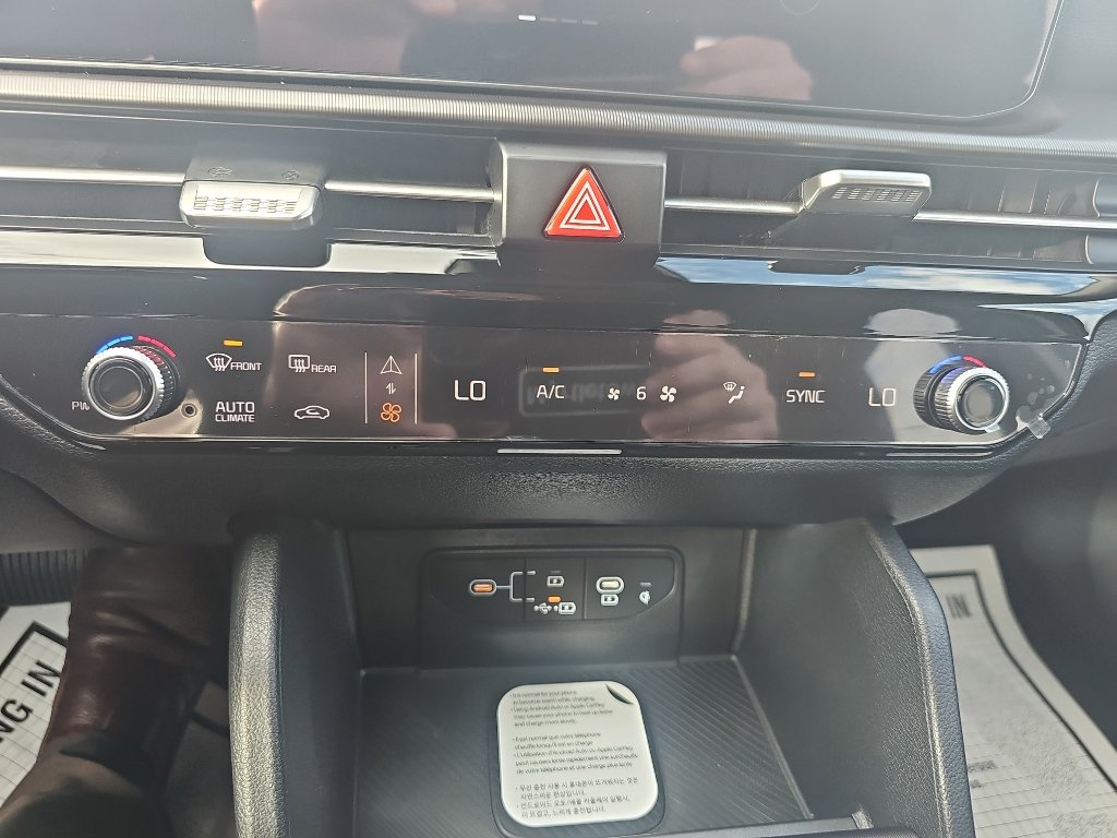 New 2026 Kia Sportage SX image 18