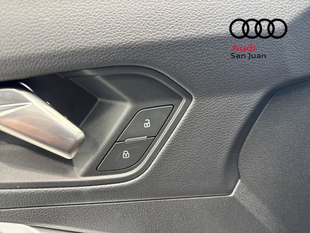 Certified 2025 Audi Q3 2.0T Premium Plus w/ Premium Plus Package image 28