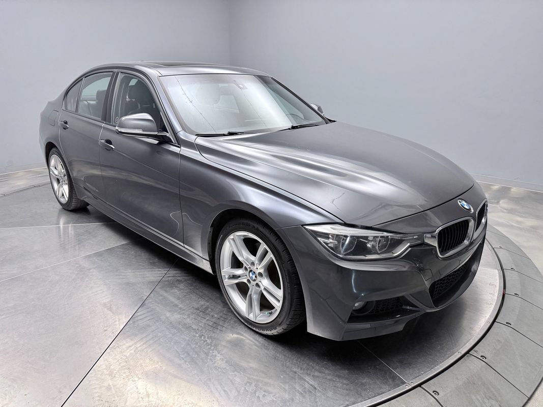 Used 2018 BMW 328d xDrive Sedan AWD/4WD image 3