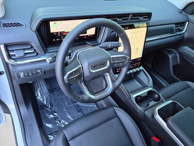 Used 2026 GMC Terrain Denali w/ LPO, Black Badging Package AWD/4WD image 10