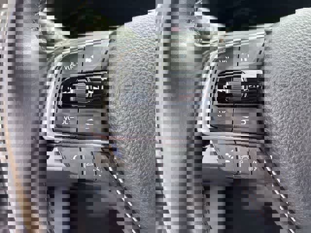 Used 2018 Honda Accord Touring image 11