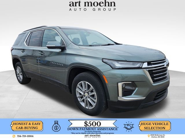 Used 2022 Chevrolet Traverse LT image 1