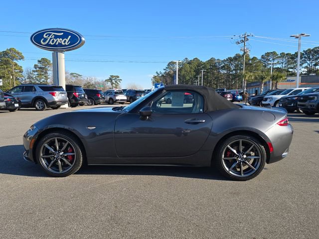 Used 2016 MAZDA MX-5 Miata Grand Touring video 2